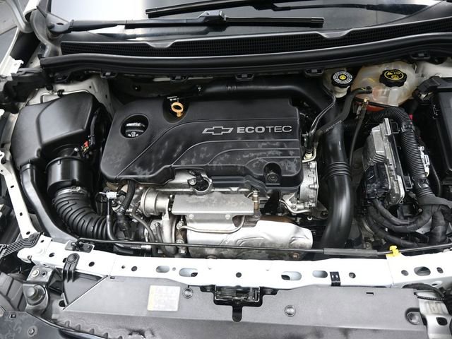 Used 2017 Chevrolet Cruze LT w/ Sun And Sound Package image 27