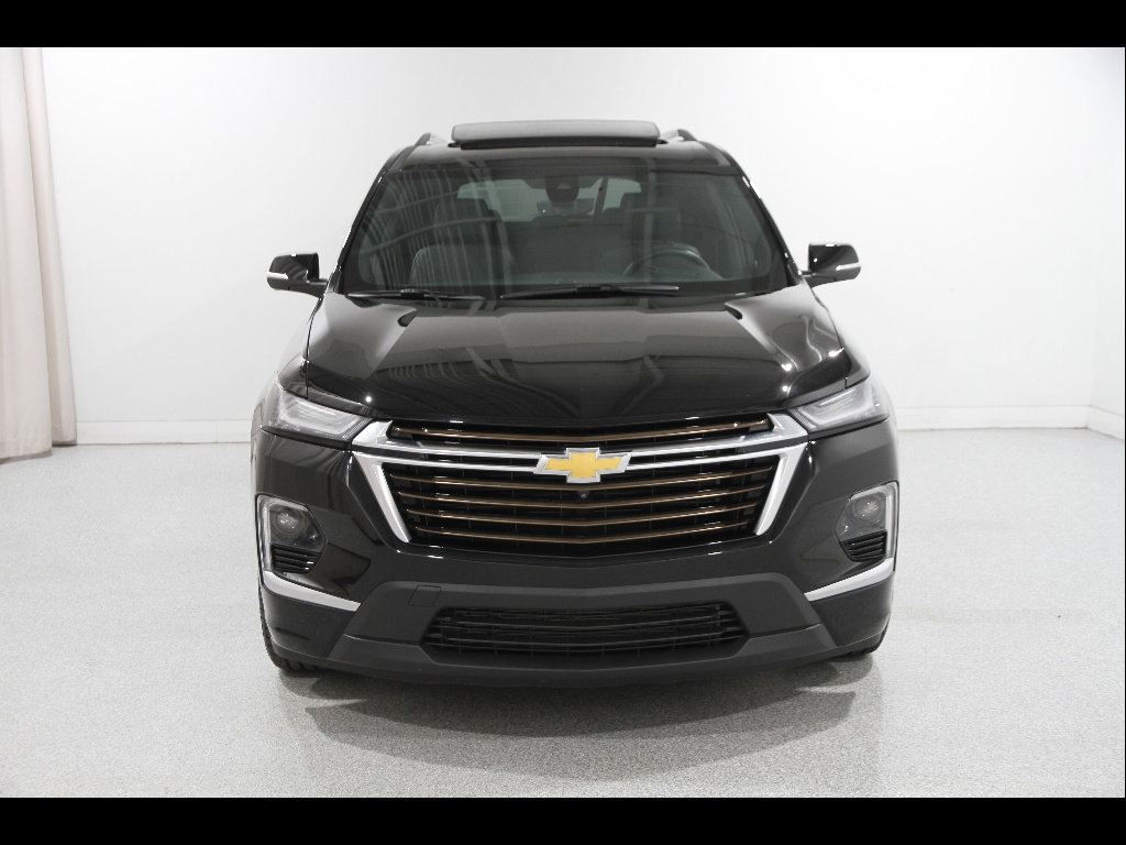 Certified 2023 Chevrolet Traverse High Country w/ LPO, Floor Liner Package image 2