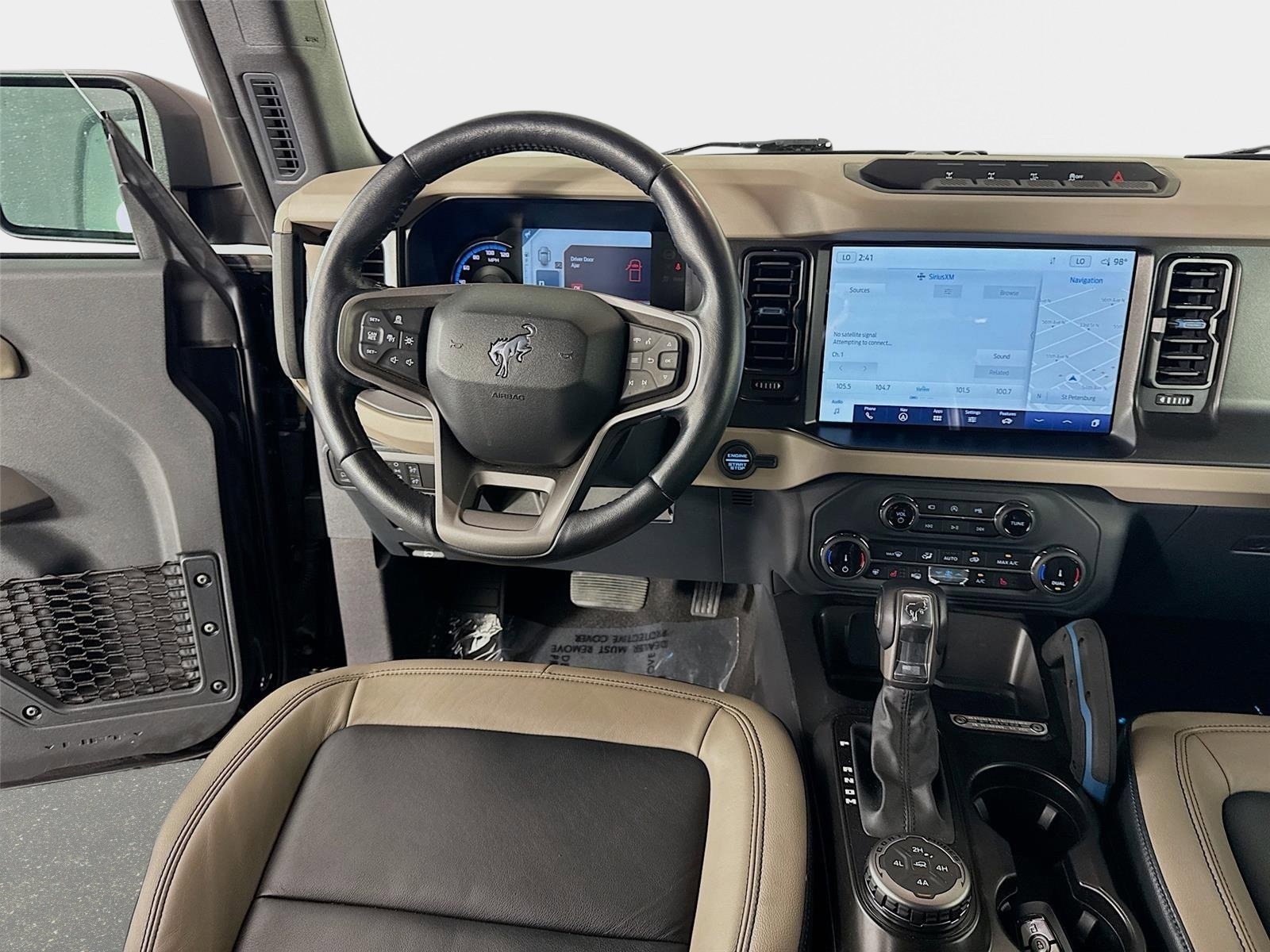 Used 2022 Ford Bronco Wildtrak AWD/4WD image 24
