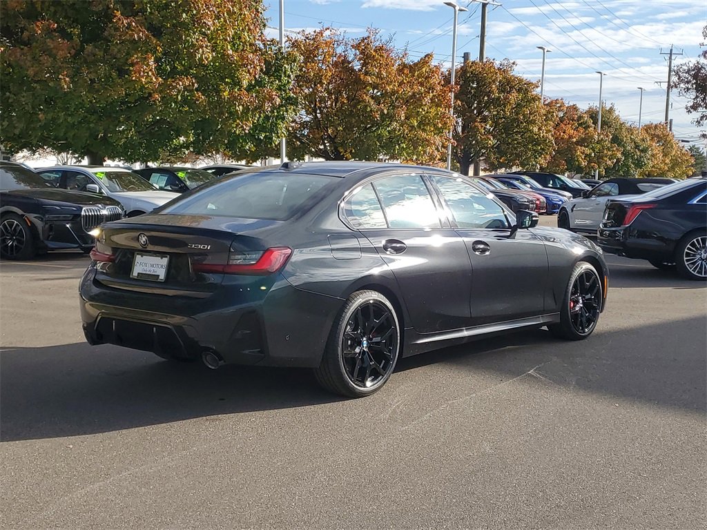 New 2025 BMW 330i xDrive Sedan w/ M Sport Package image 3