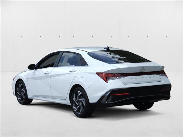 New 2025 Hyundai Elantra Limited image 9