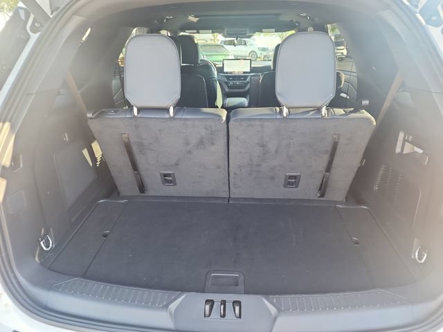 Used 2025 Ford Explorer ST-Line AWD/4WD image 22