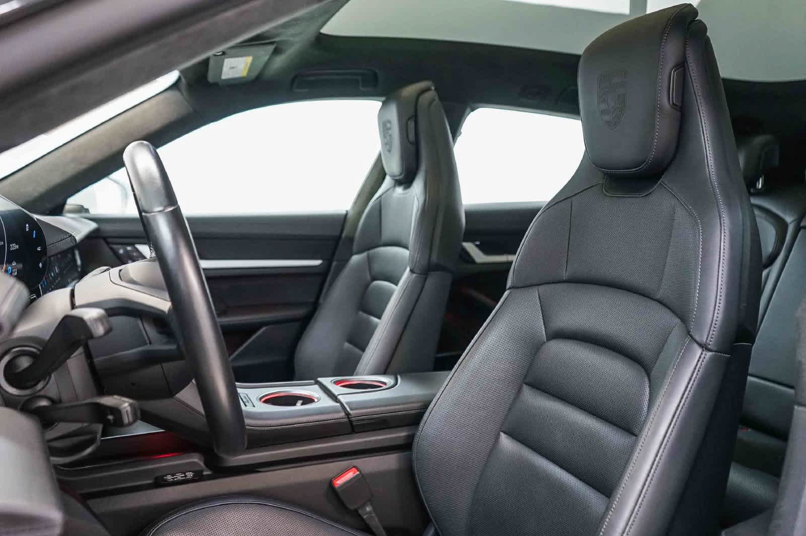 Certified 2023 Porsche Taycan 4S AWD/4WD image 5