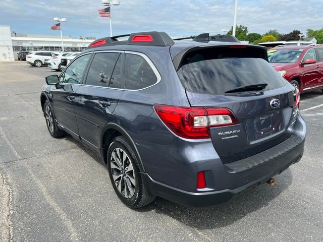Used 2016 Subaru Outback 2.5i Limited AWD/4WD image 3