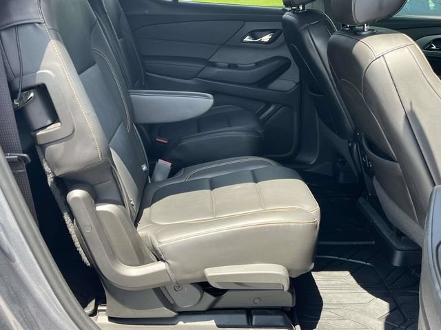Used 2021 Chevrolet Traverse RS w/ LPO, Floor Liner Package FWD image 23