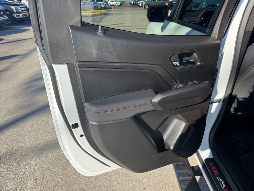 Used 2024 Chevrolet Colorado Z71 w/ Z71 Convenience Package 2 image 26