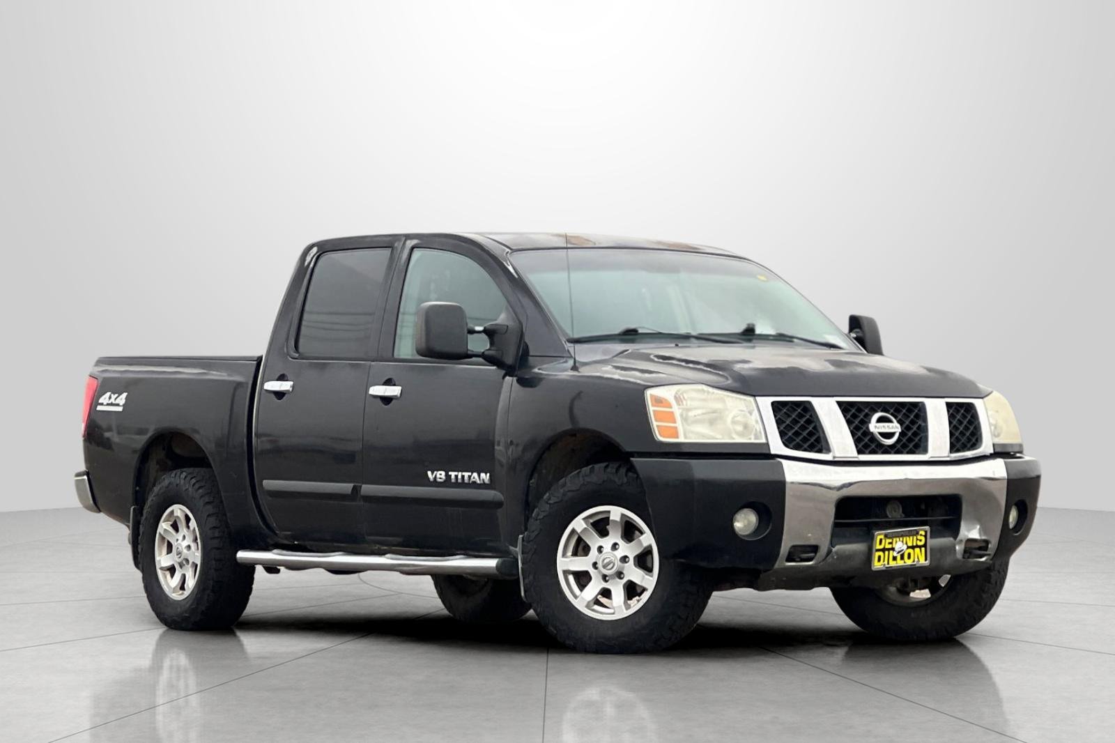 Used 2006 Nissan Titan SE image 2