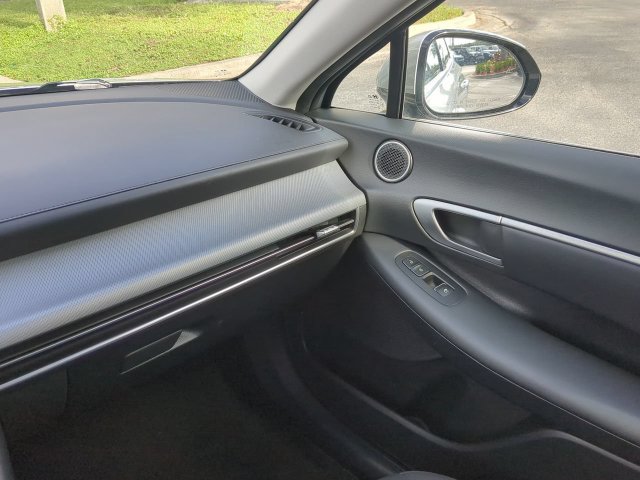 Used 2025 Hyundai Sonata SEL FWD image 18