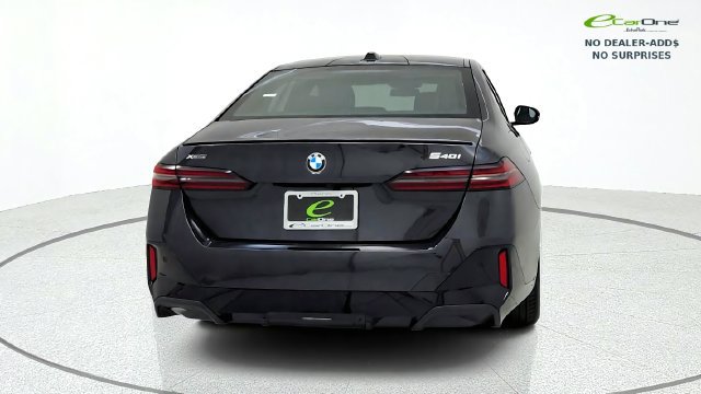 Used 2026 BMW 540i xDrive w/ Executive Package AWD/4WD image 8