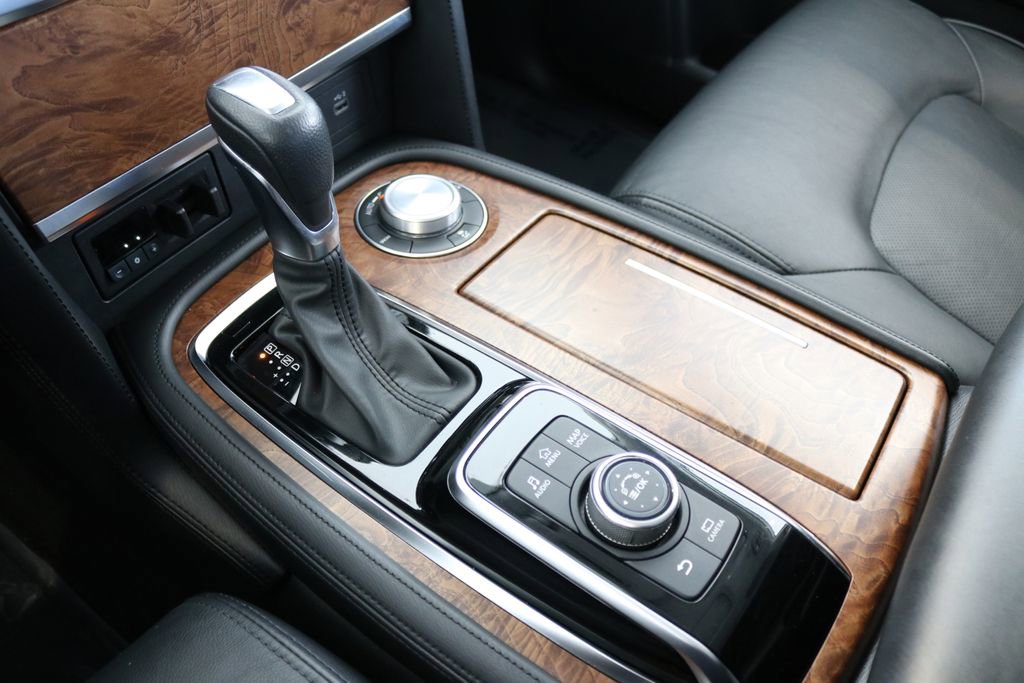 Used 2024 Nissan Armada SL image 55
