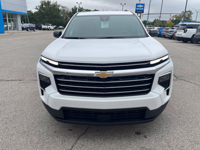 New 2027 Chevrolet Traverse LT FWD image 8