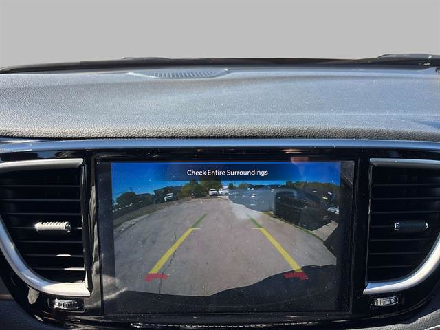 New 2026 Chrysler Pacifica Select image 14