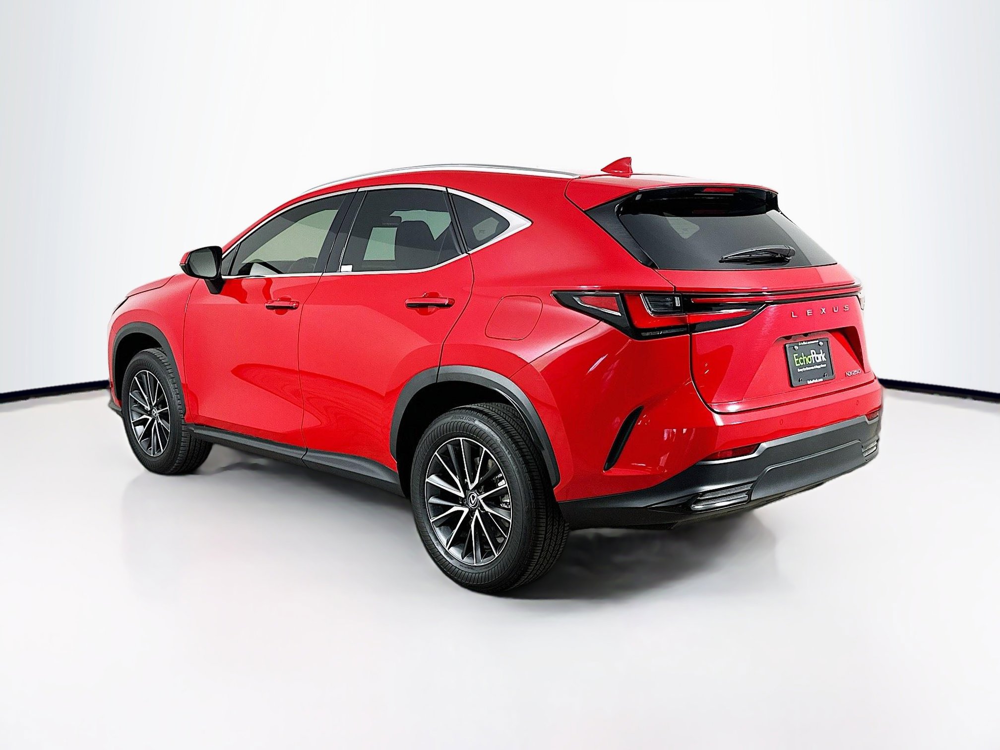 Used 2024 Lexus NX 250 FWD image 5