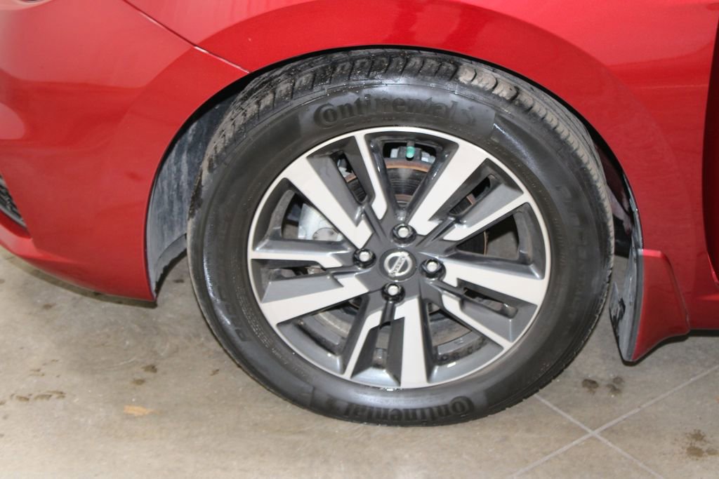 Used 2021 Nissan Versa SV image 31