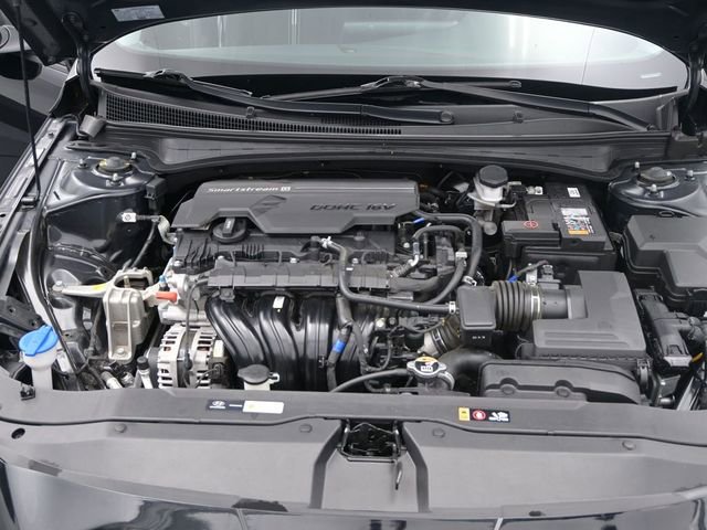 Used 2024 Hyundai Elantra SEL image 20