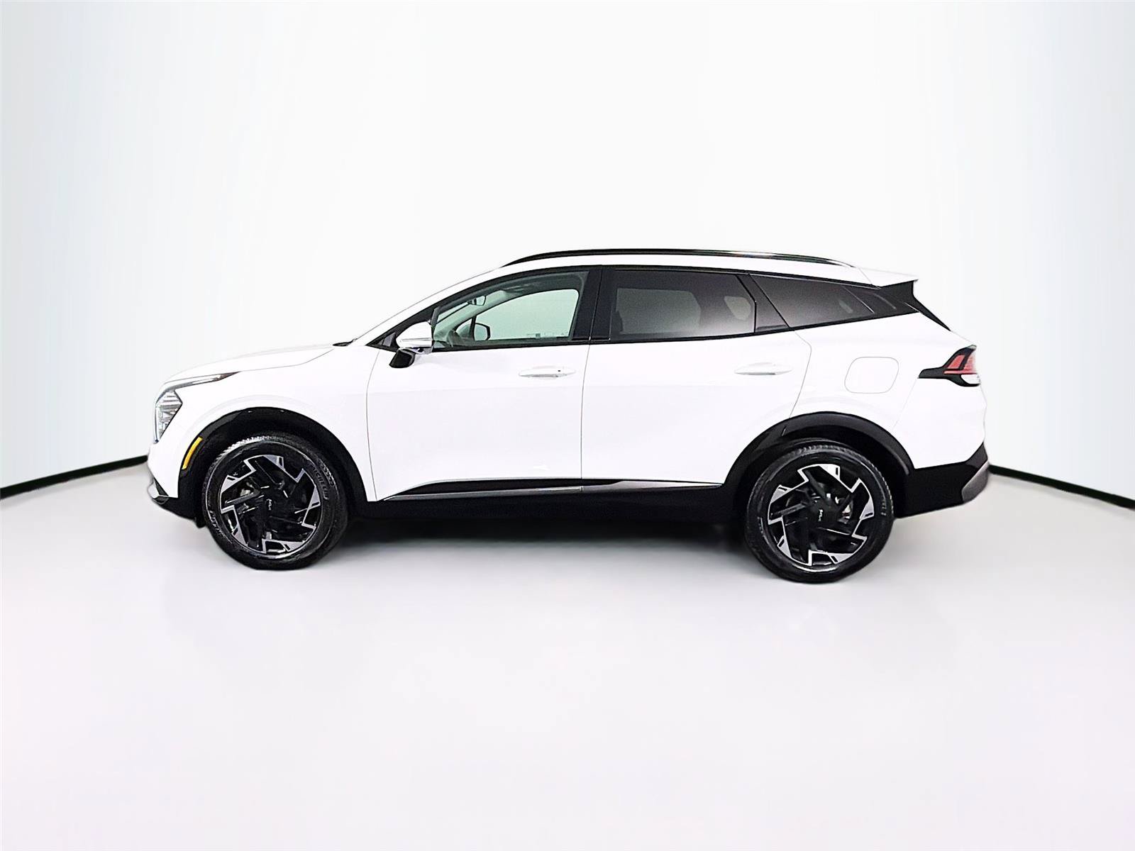 Used 2025 Kia Sportage SX AWD/4WD image 8