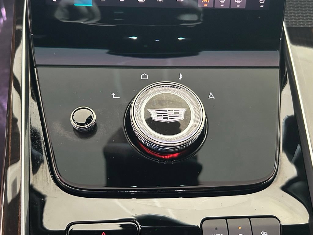 Used 2026 Cadillac Escalade 4WD image 53