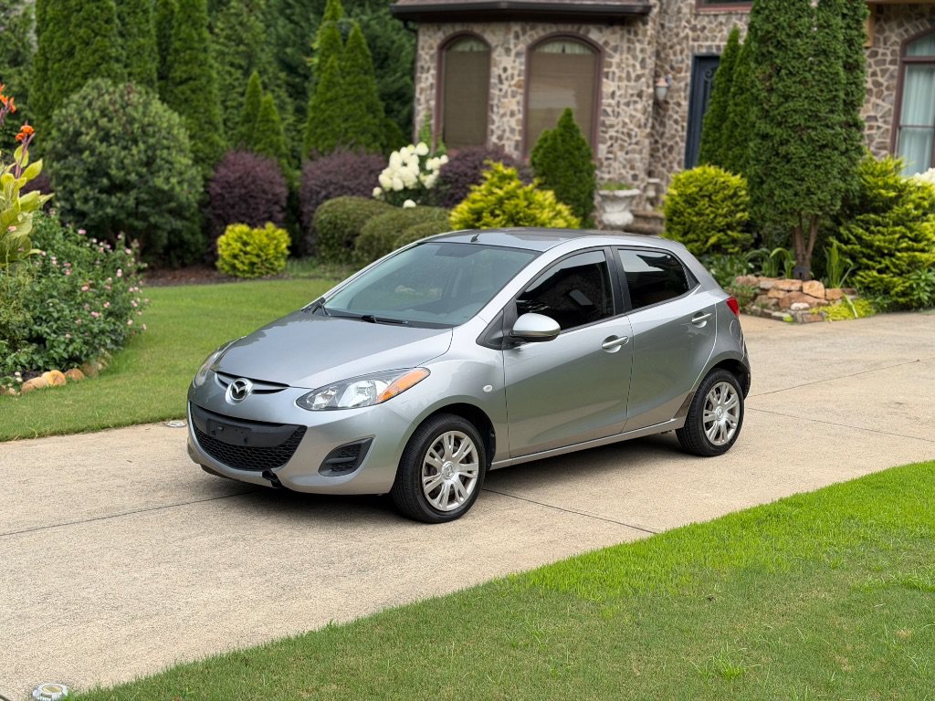 Used 2013 MAZDA MAZDA2 Sport FWD image 1