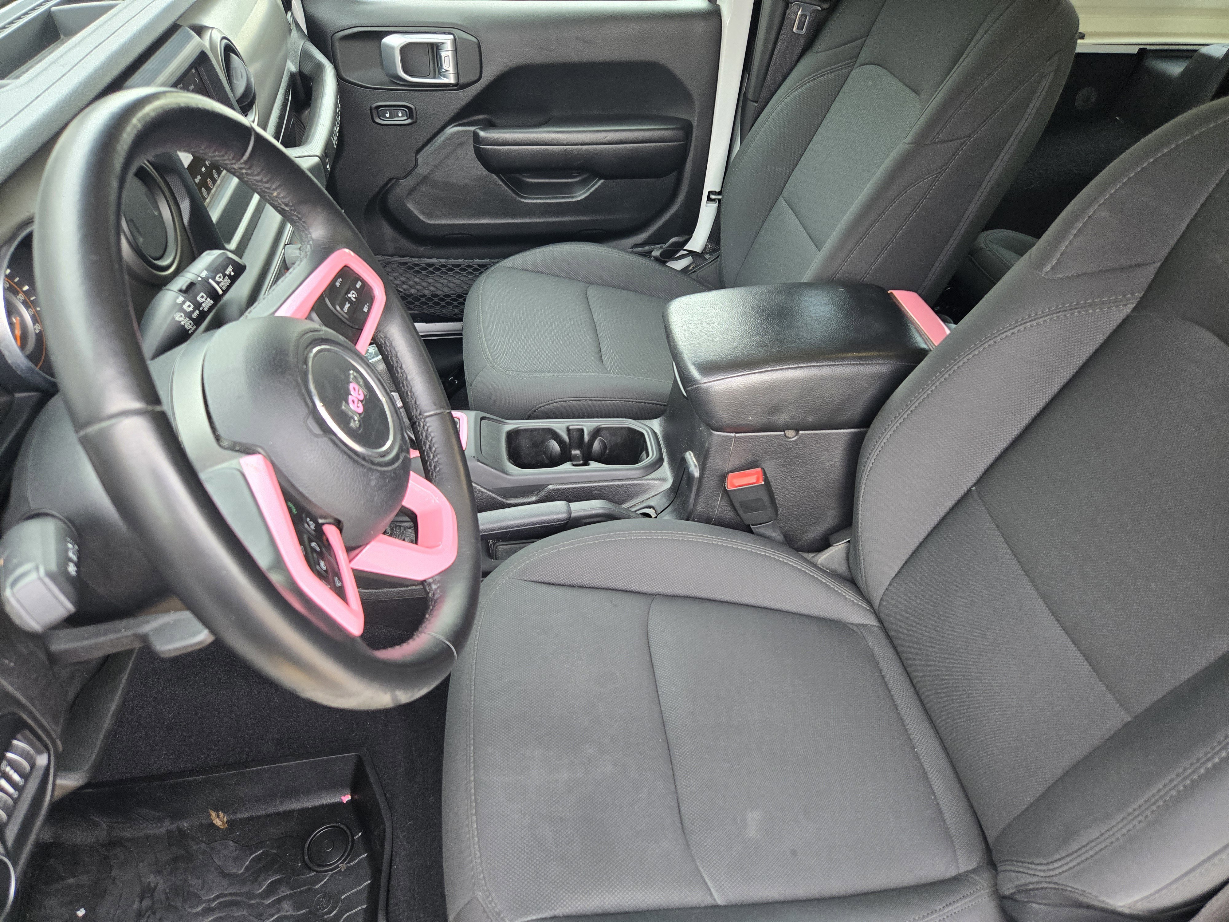 Used 2019 Jeep Wrangler Sport AWD/4WD image 9