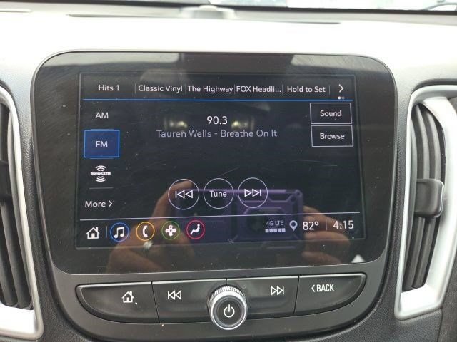 Used 2024 Chevrolet Malibu LT FWD image 24
