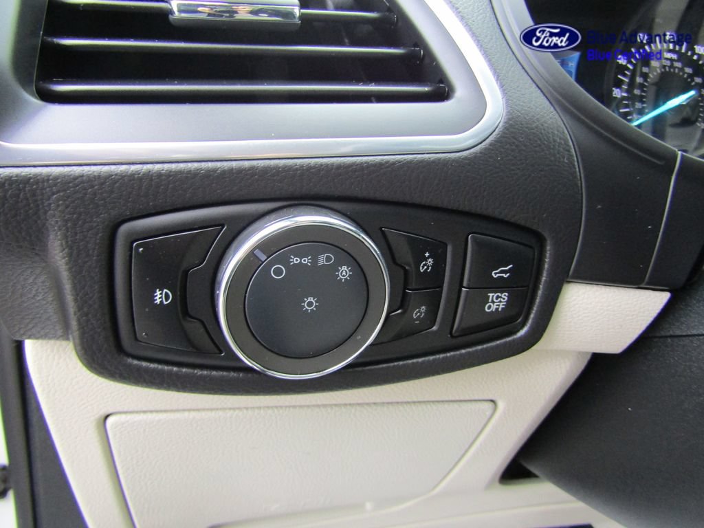 Certified 2024 Ford Edge Titanium AWD/4WD image 31