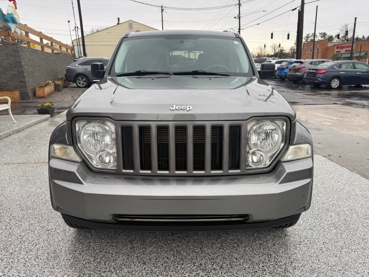 Used 2012 Jeep Liberty Sport image 14