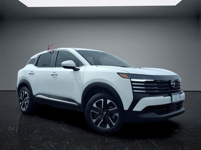 Certified 2025 Nissan Kicks SV AWD/4WD image 1