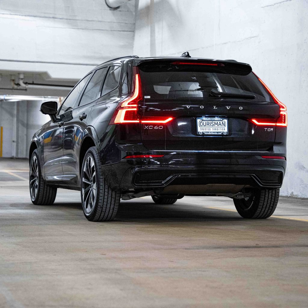 New 2026 Volvo XC60 T8 Plus w/ Protection Package Premier AWD/4WD image 5
