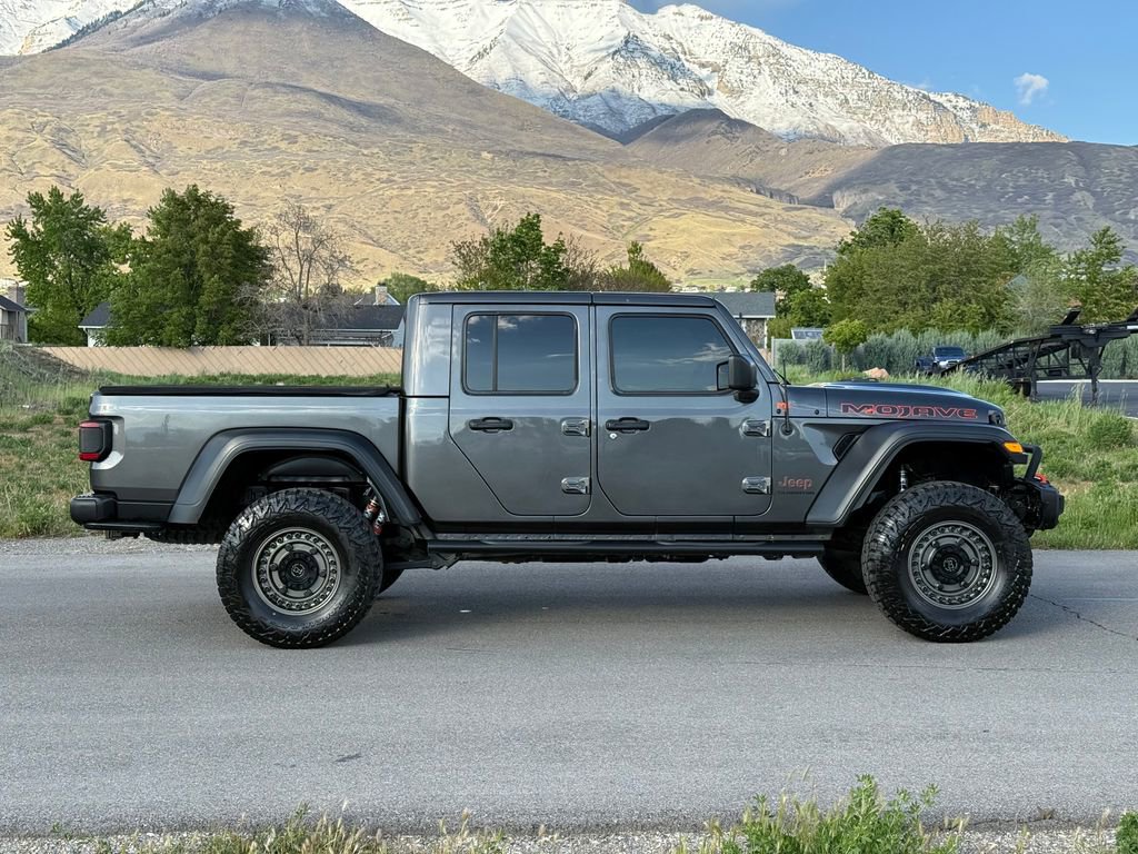 Used 2020 Jeep Gladiator Mojave w/ Dual Top Group AWD/4WD image 8