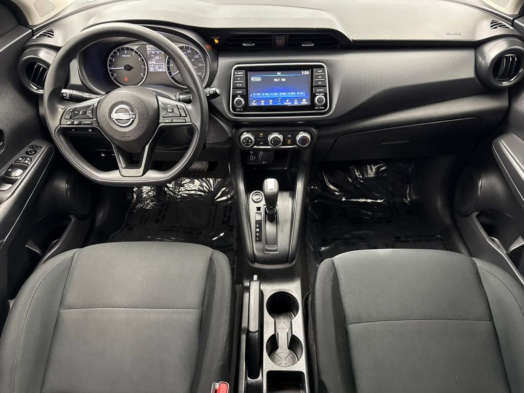 Used 2023 Nissan Kicks S image 12