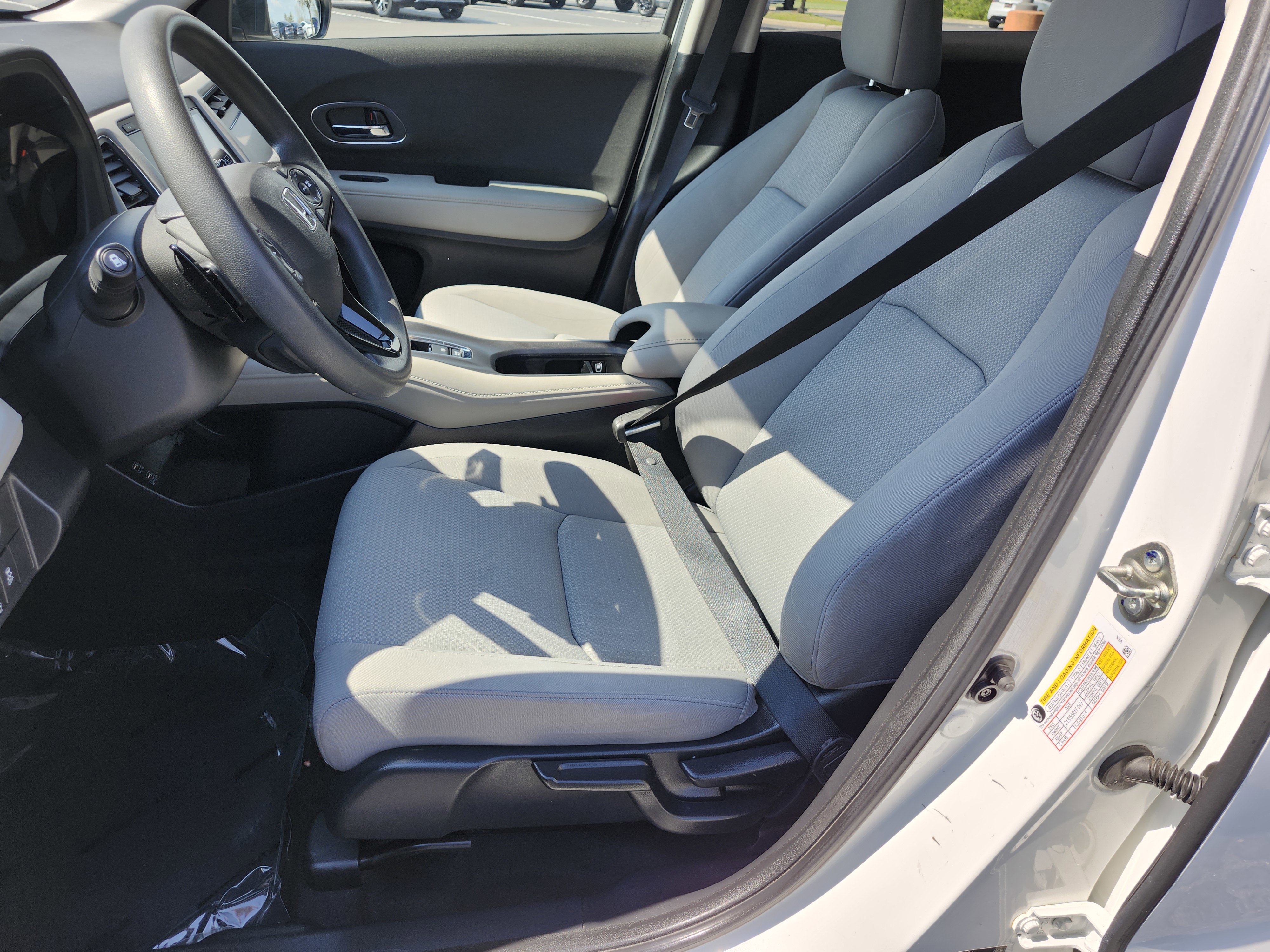 Used 2020 Honda HR-V EX image 23