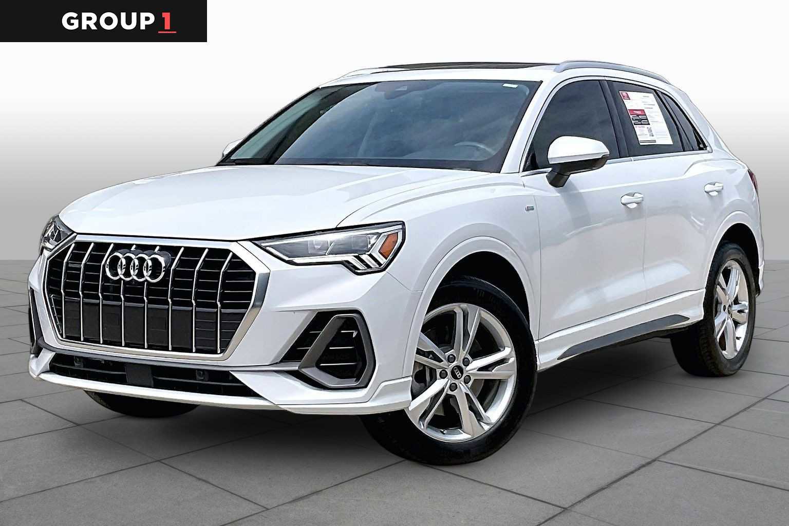 Used 2024 Audi Q3 2.0T Premium Plus w/ Premium Plus Package AWD/4WD image 1