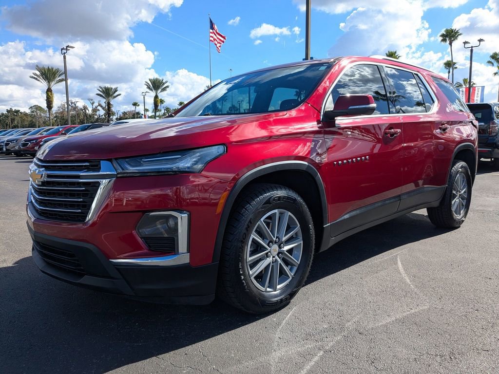 Used 2023 Chevrolet Traverse LT image 8