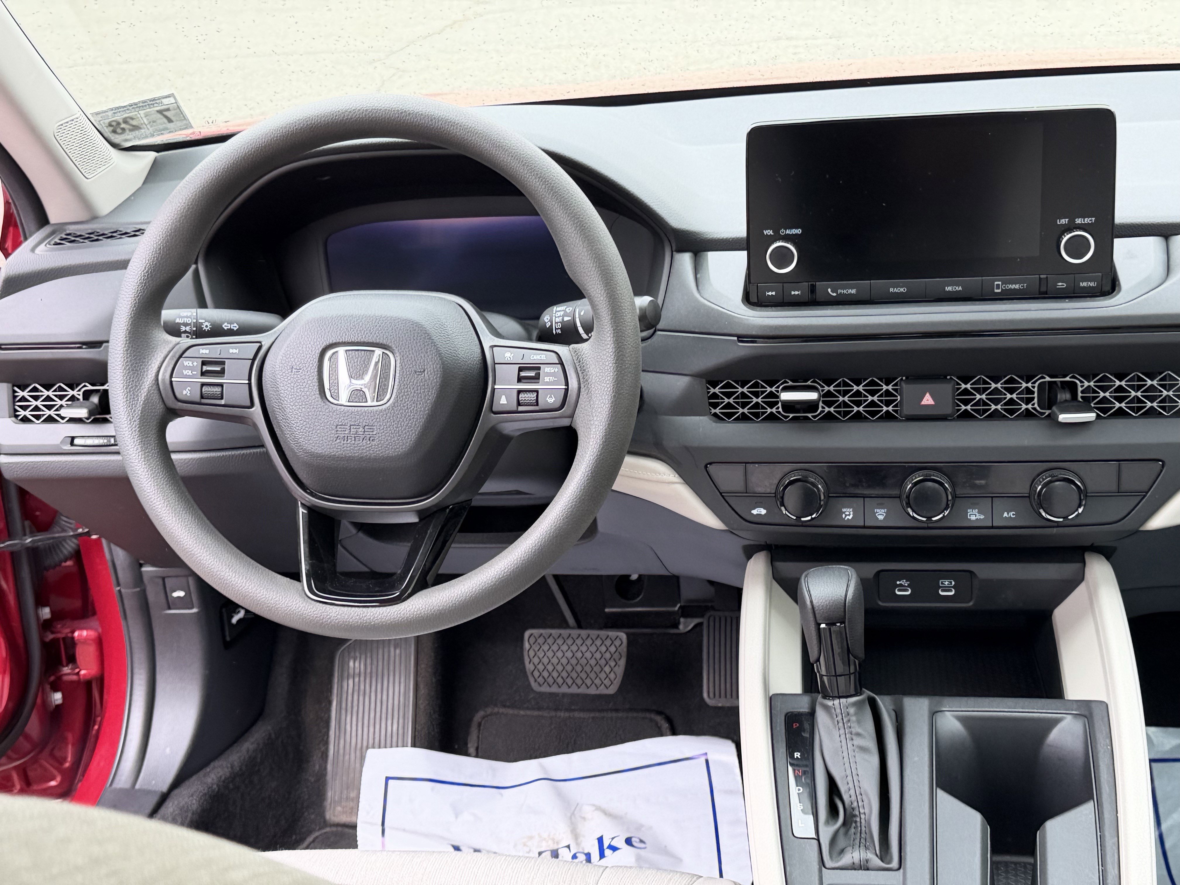 Certified 2023 Honda Accord EX image 18