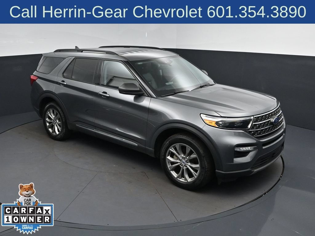 Used 2023 Ford Explorer XLT w/ Equipment Group 202A AWD/4WD image 36