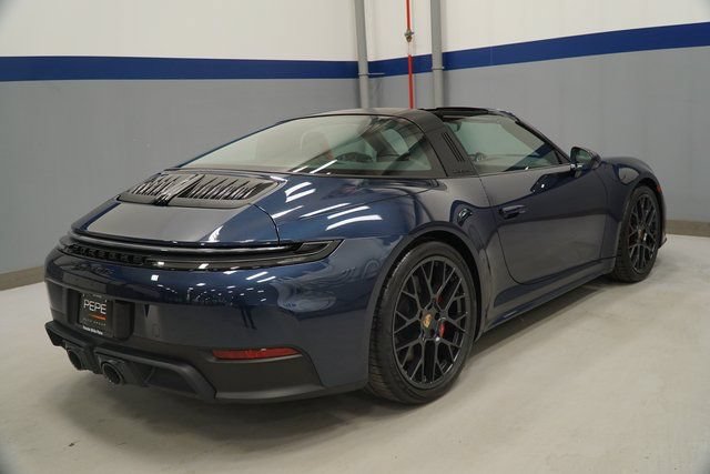 Certified 2026 Porsche 911 Targa 4 GTS AWD/4WD image 10