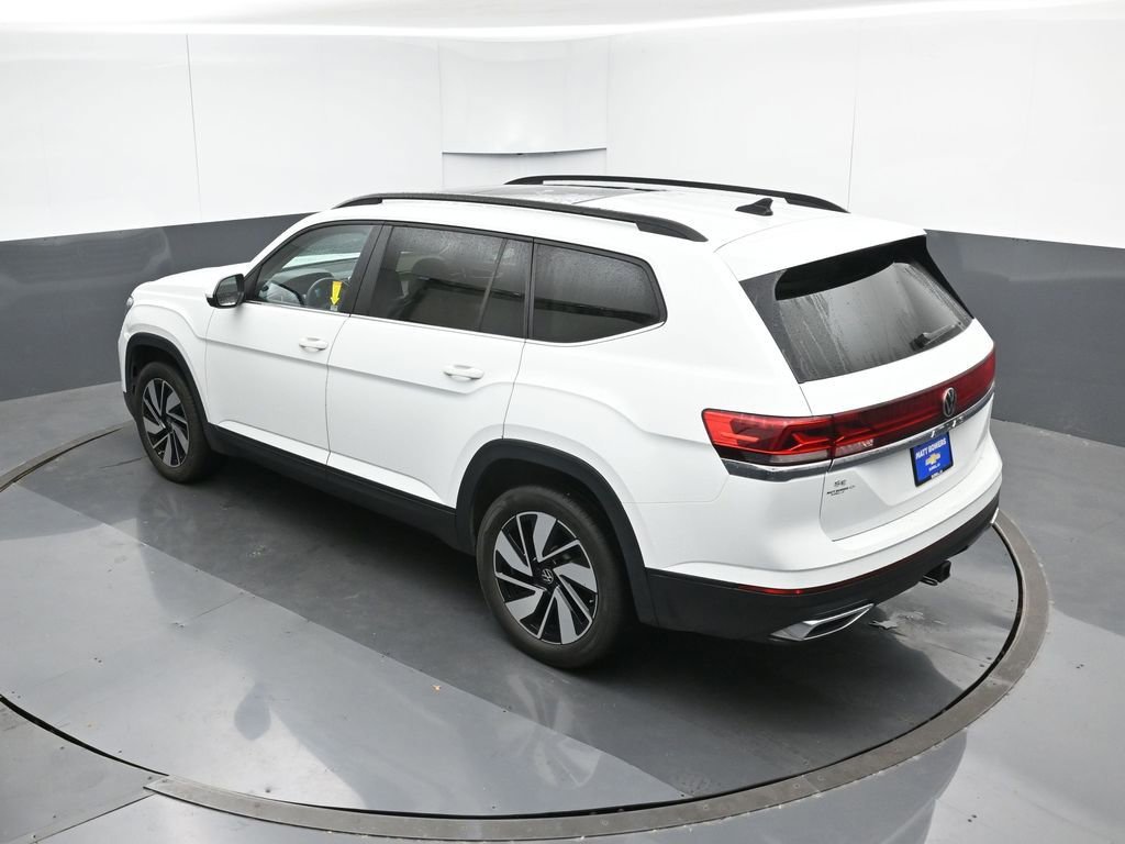Used 2024 Volkswagen Atlas SE w/ Panoramic Sunroof Package image 50