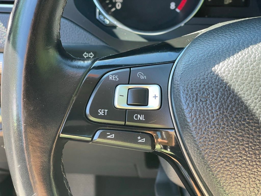 Used 2016 Volkswagen Jetta SE FWD image 16