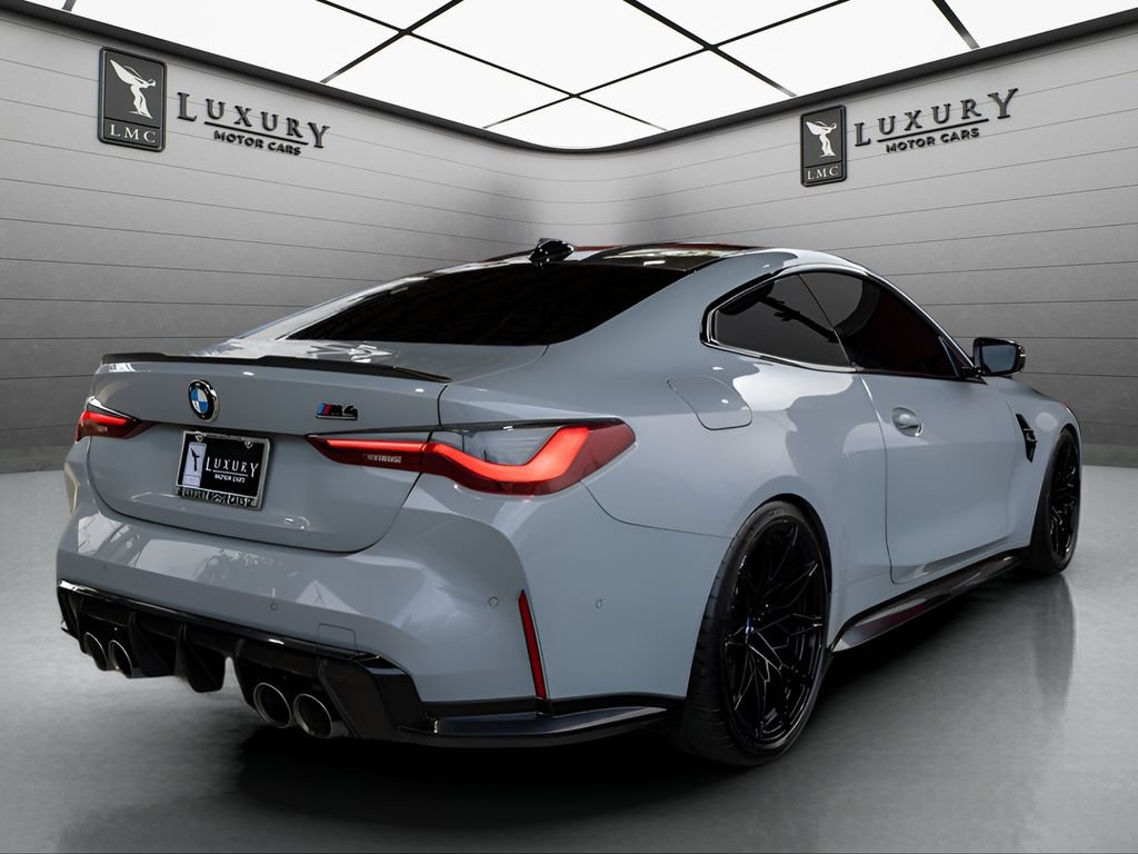 Used 2022 BMW M4 Competition w/ M Carbon Exterior Package RWD image 8