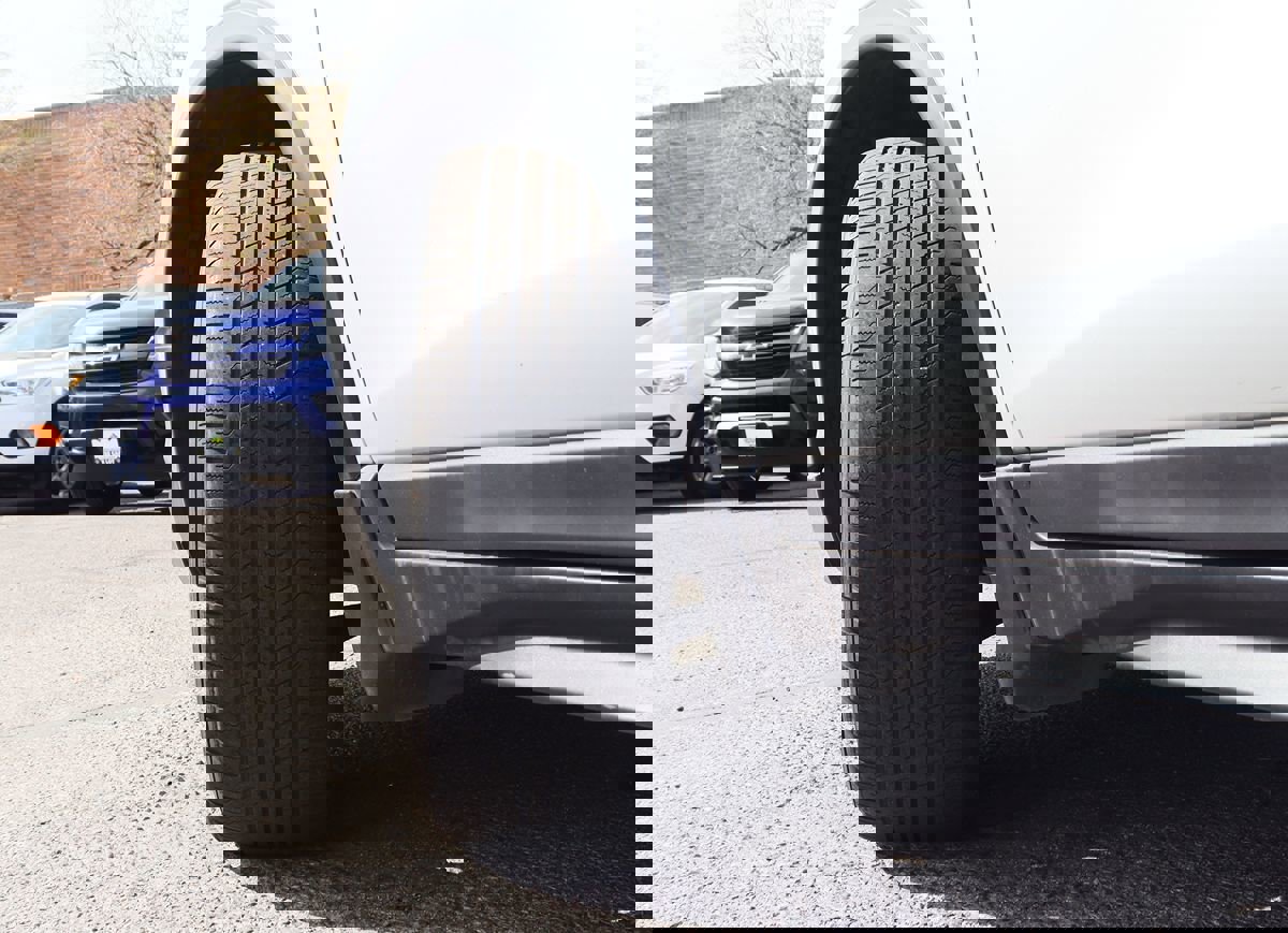 Used 2019 Nissan Rogue S image 6