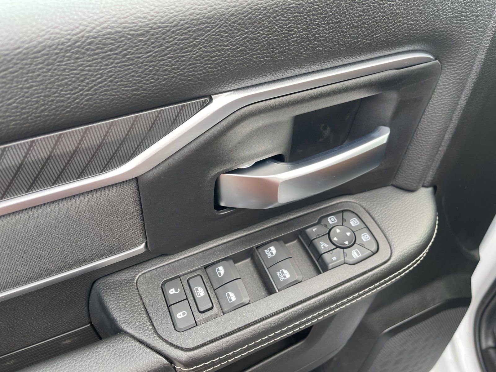 New 2026 RAM 2500 Big Horn image 12