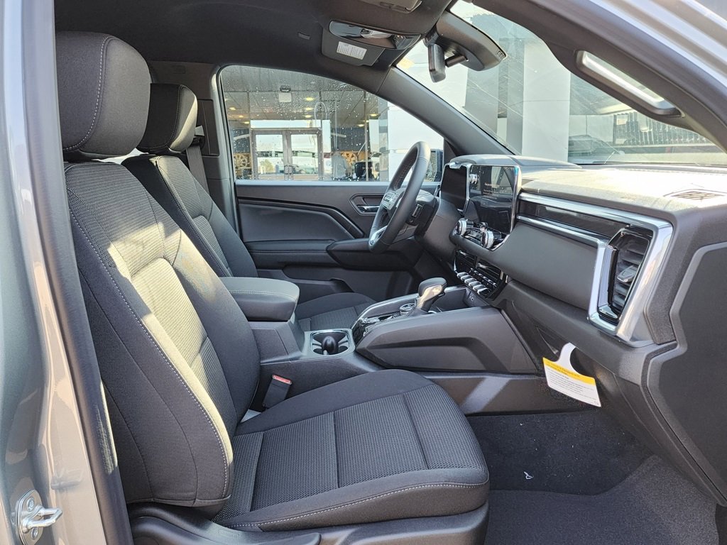 New 2026 GMC Canyon Elevation w/ Convenience Package image 39