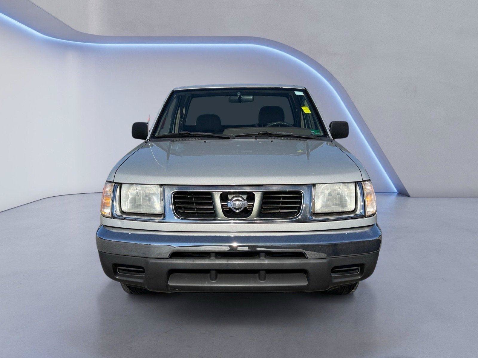 Used 1998 Nissan Frontier XE RWD image 8
