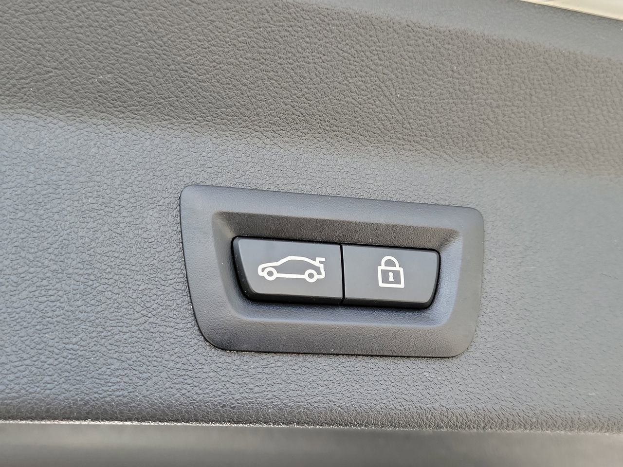 Used 2022 BMW X3 sDrive30i w/ M Sport Package 2 image 10