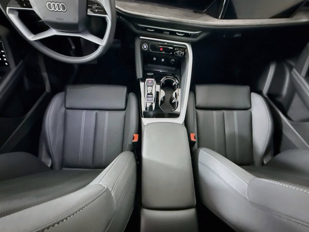 New 2026 Audi Q5 Premium Plus AWD/4WD image 17