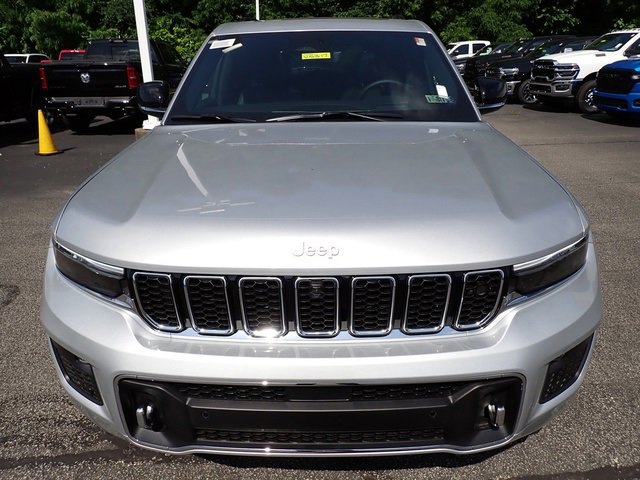 New 2025 Jeep Grand Cherokee Overland w/ Adv Protech Group III image 10