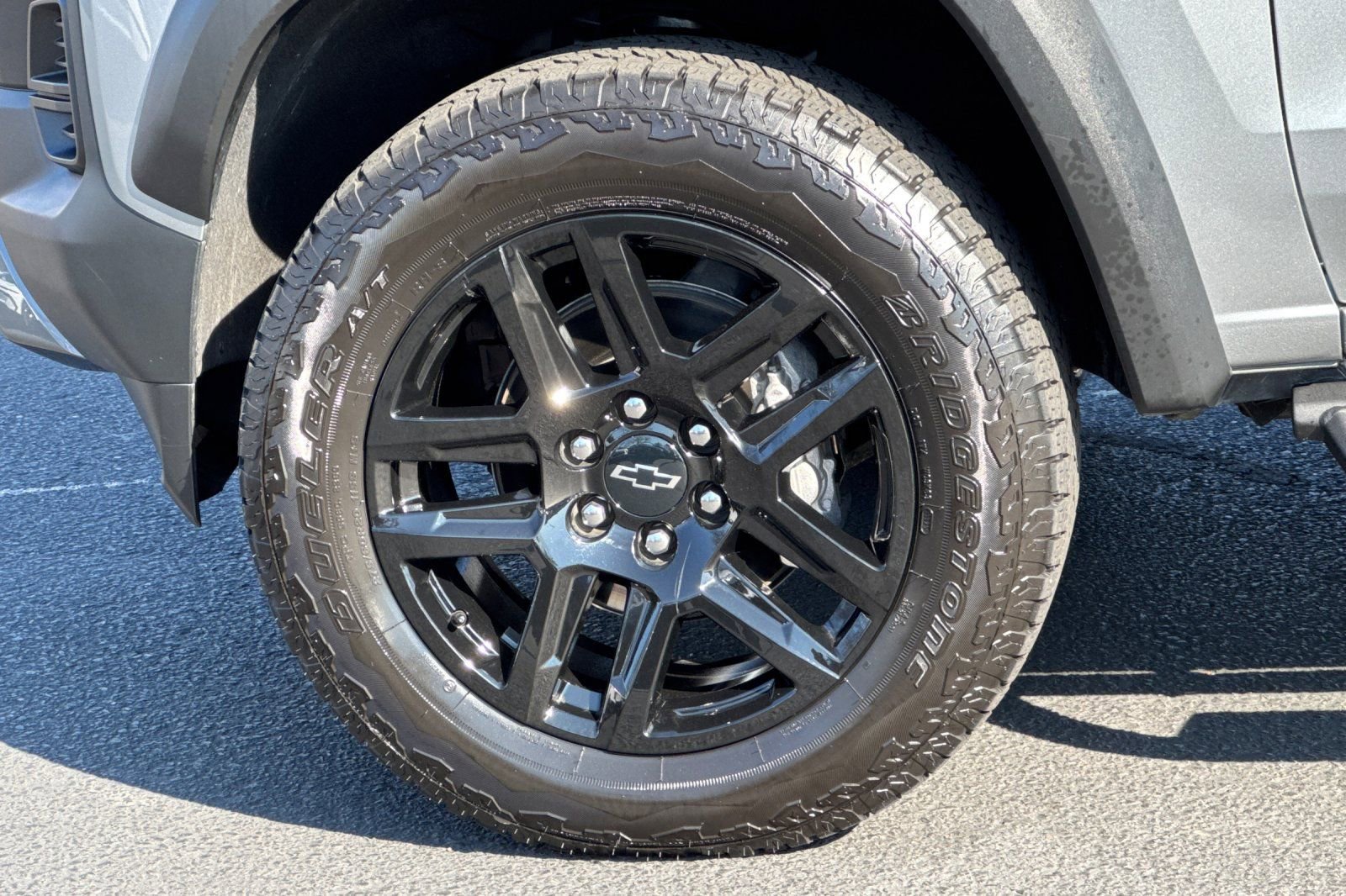 Used 2025 Chevrolet Colorado Trail Boss image 31