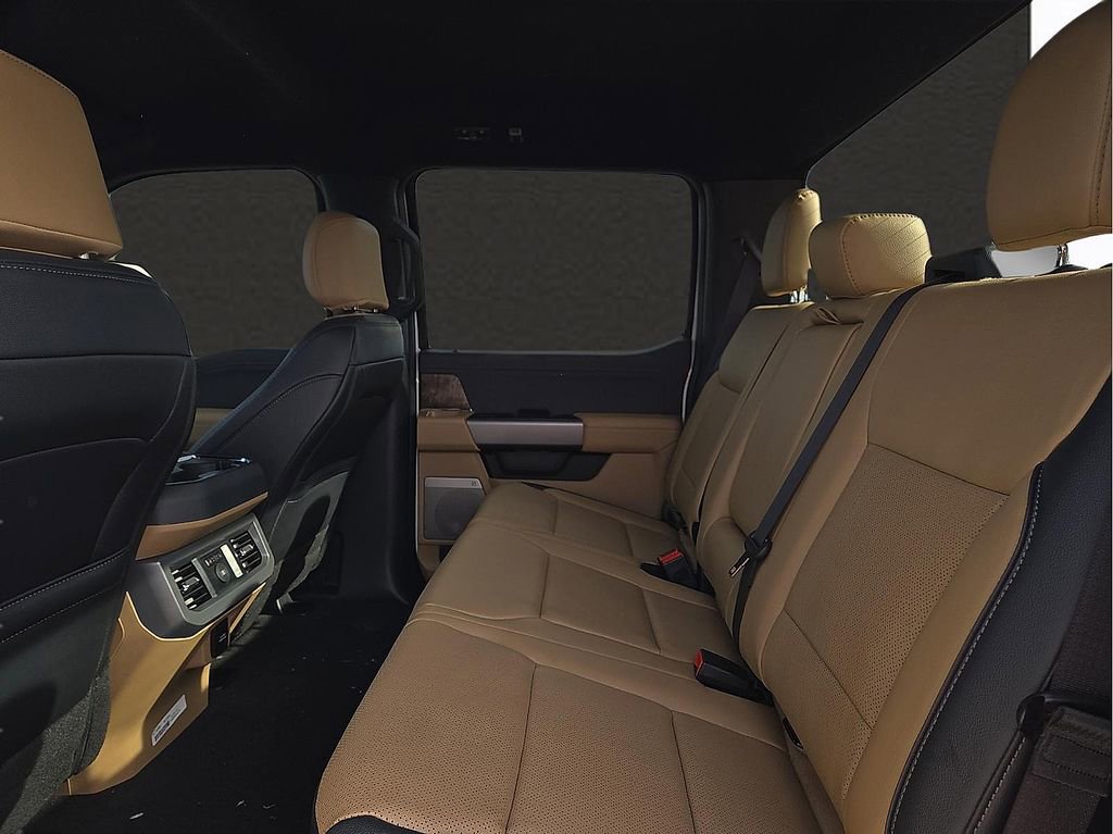 New 2026 Ford F250 Lariat w/ Black Appearance Package image 9