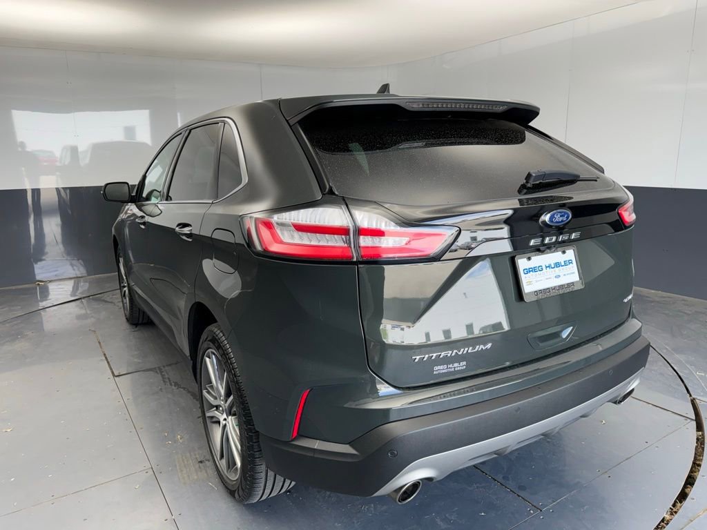 Used 2022 Ford Edge Titanium AWD/4WD image 2