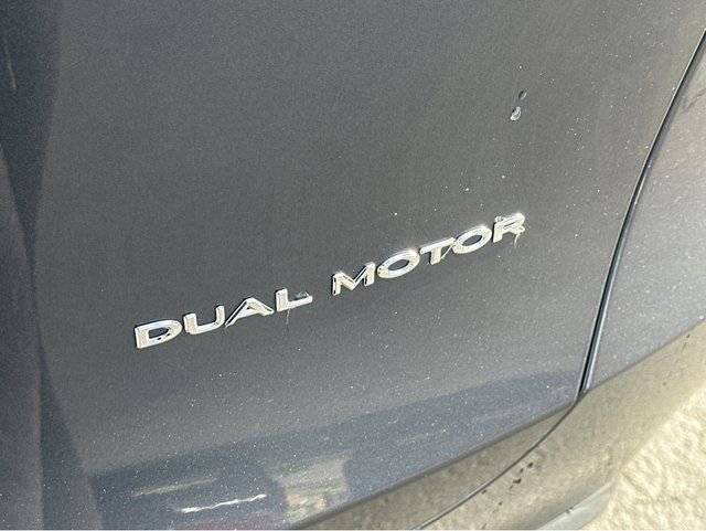 Used 2023 Tesla Model Y Long Range image 19